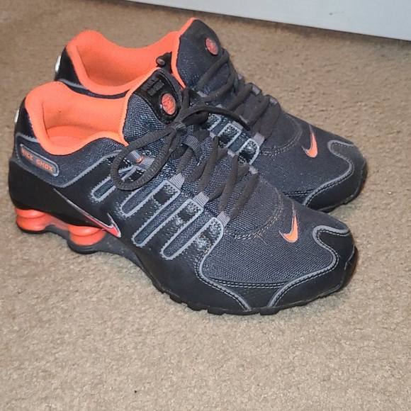 Nike Shoes - Nike shox